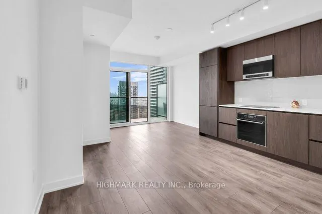 127 Broadway Avenue #2913S