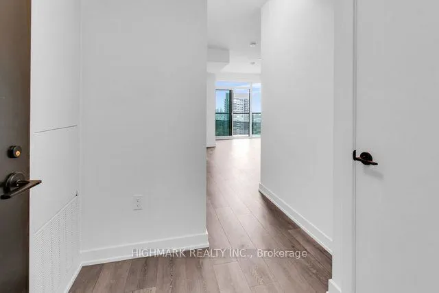 127 Broadway Avenue #2913S