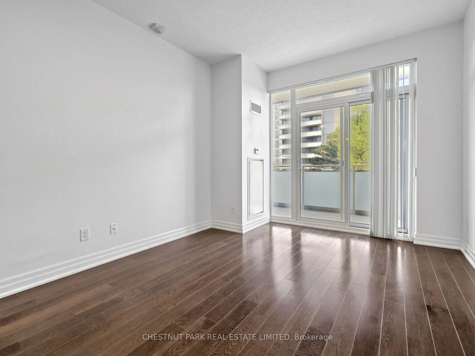 17 Ruddington Drive #404