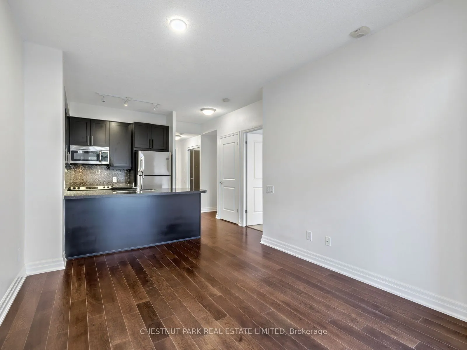 17 Ruddington Drive #404
