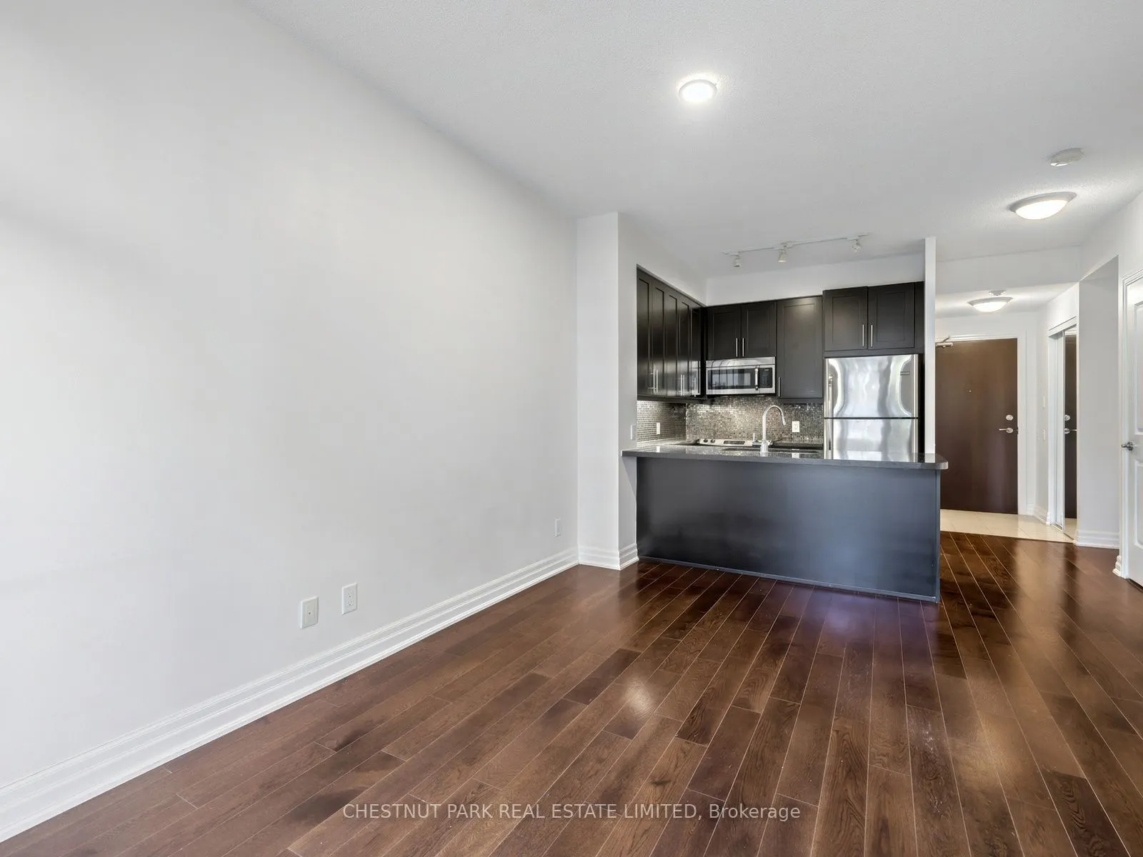17 Ruddington Drive #404