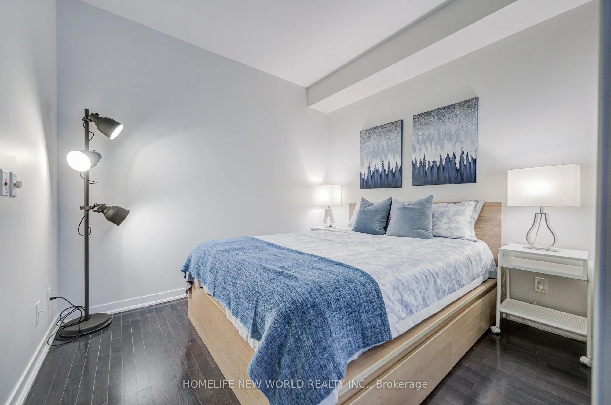 770 Bay Street #8