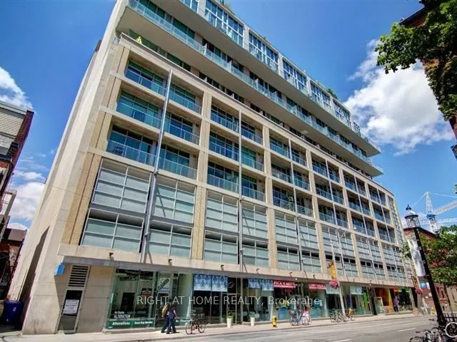 388 Richmond Street W #402