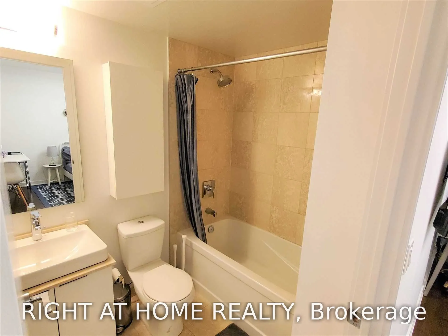 14 York Street #4902