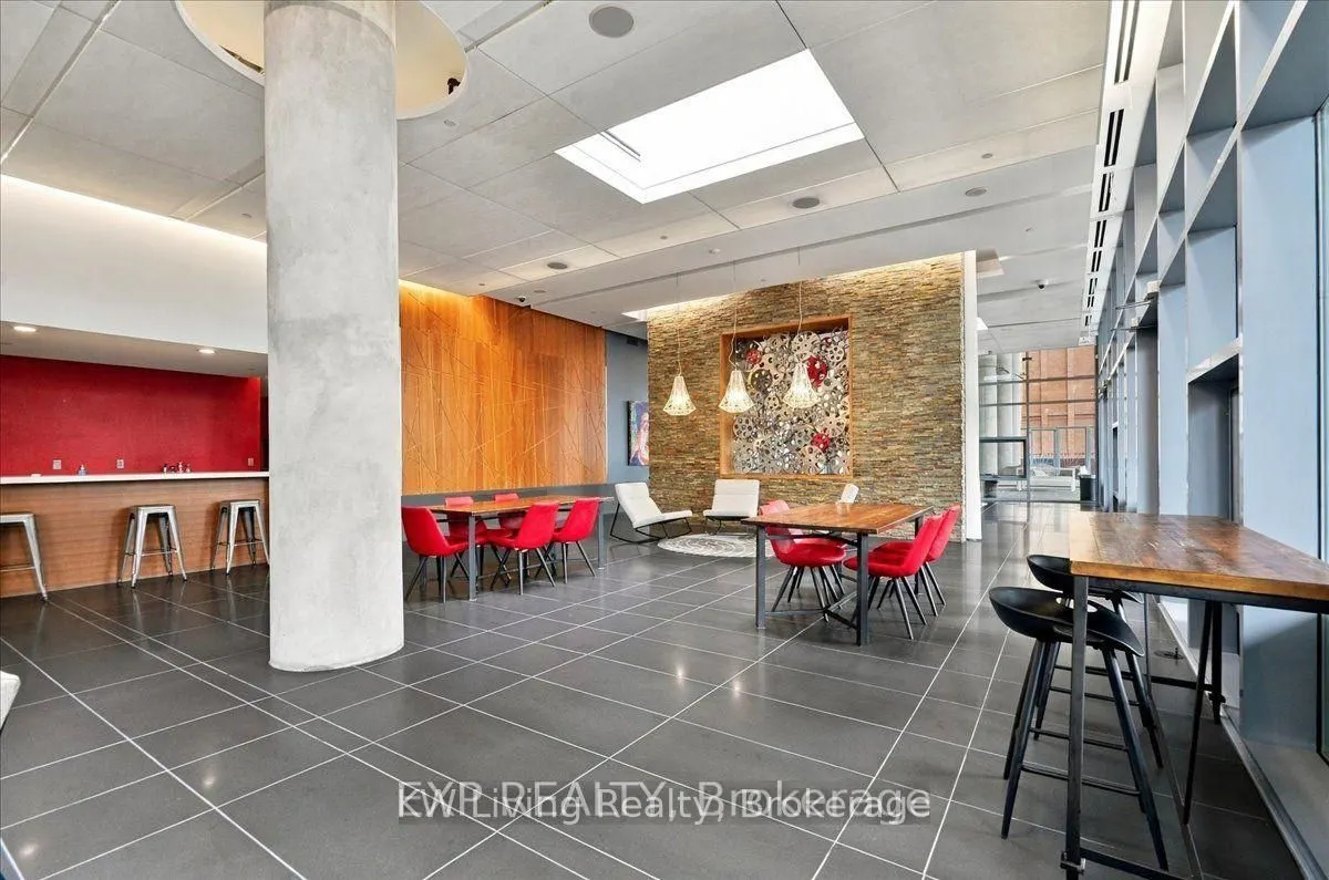21 Widmer Street #3506