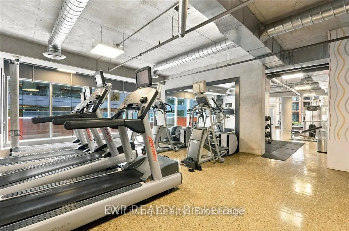 21 Widmer Street #3506