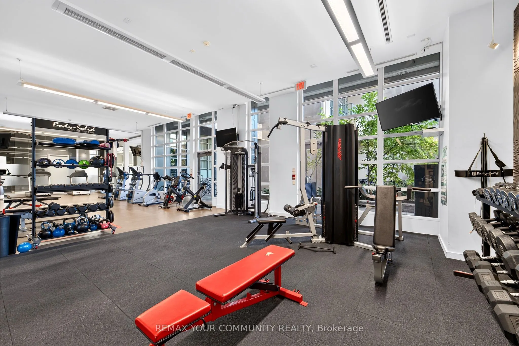 380 Macpherson Avenue #210