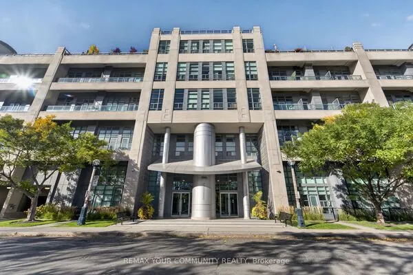 380 Macpherson Avenue #210