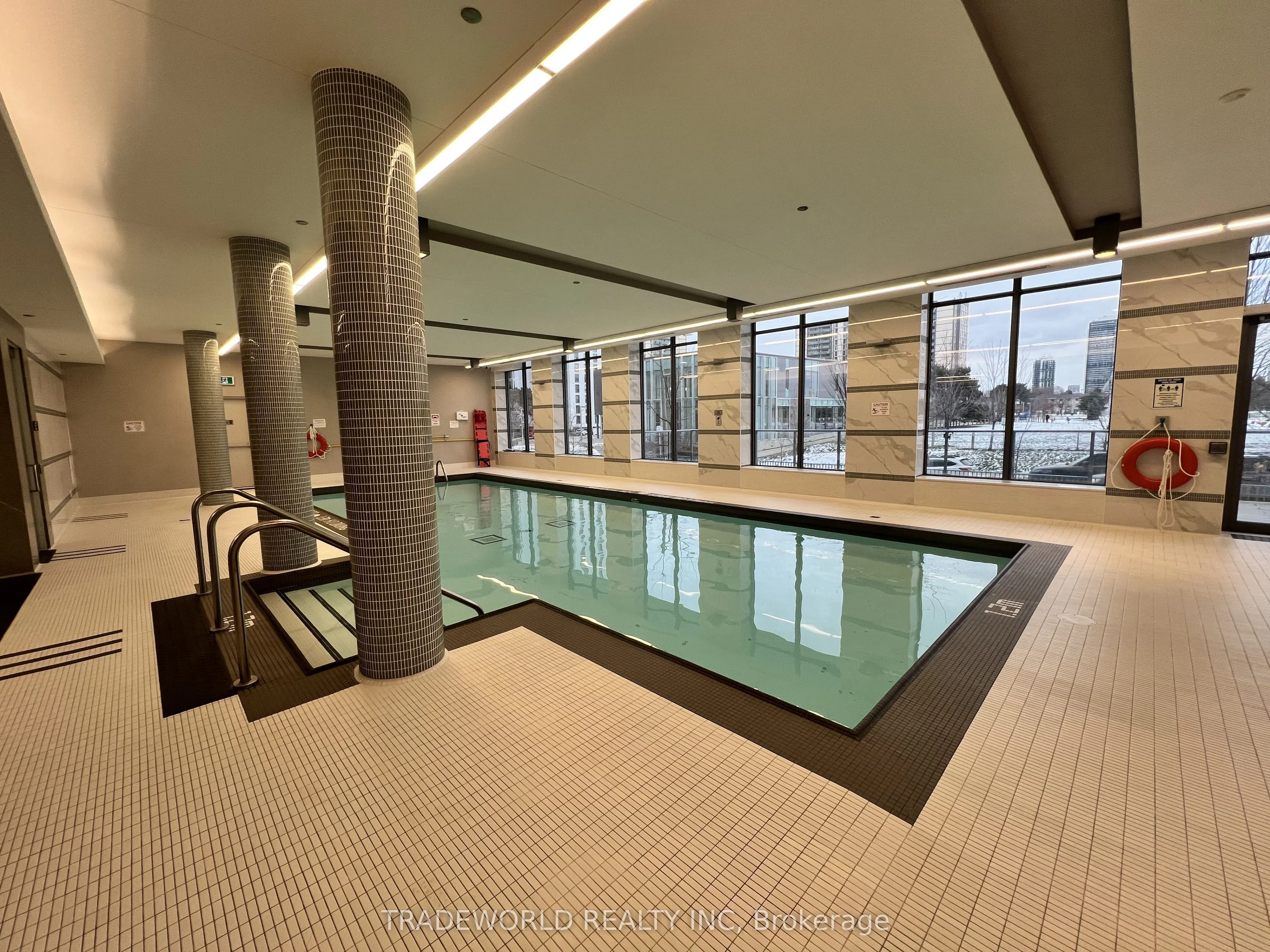 36 Forest Manor Road #1207