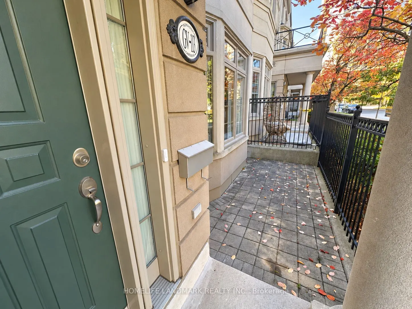 38 Kenaston Gardens #GV113