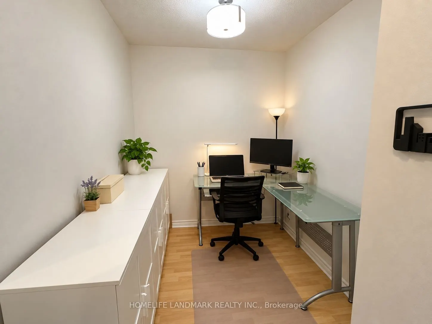 38 Kenaston Gardens #GV113