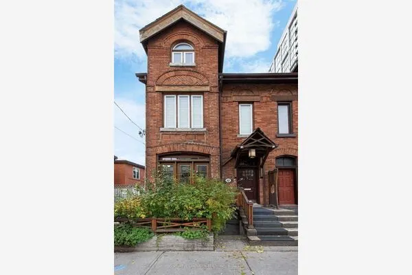 469 Richmond Street E