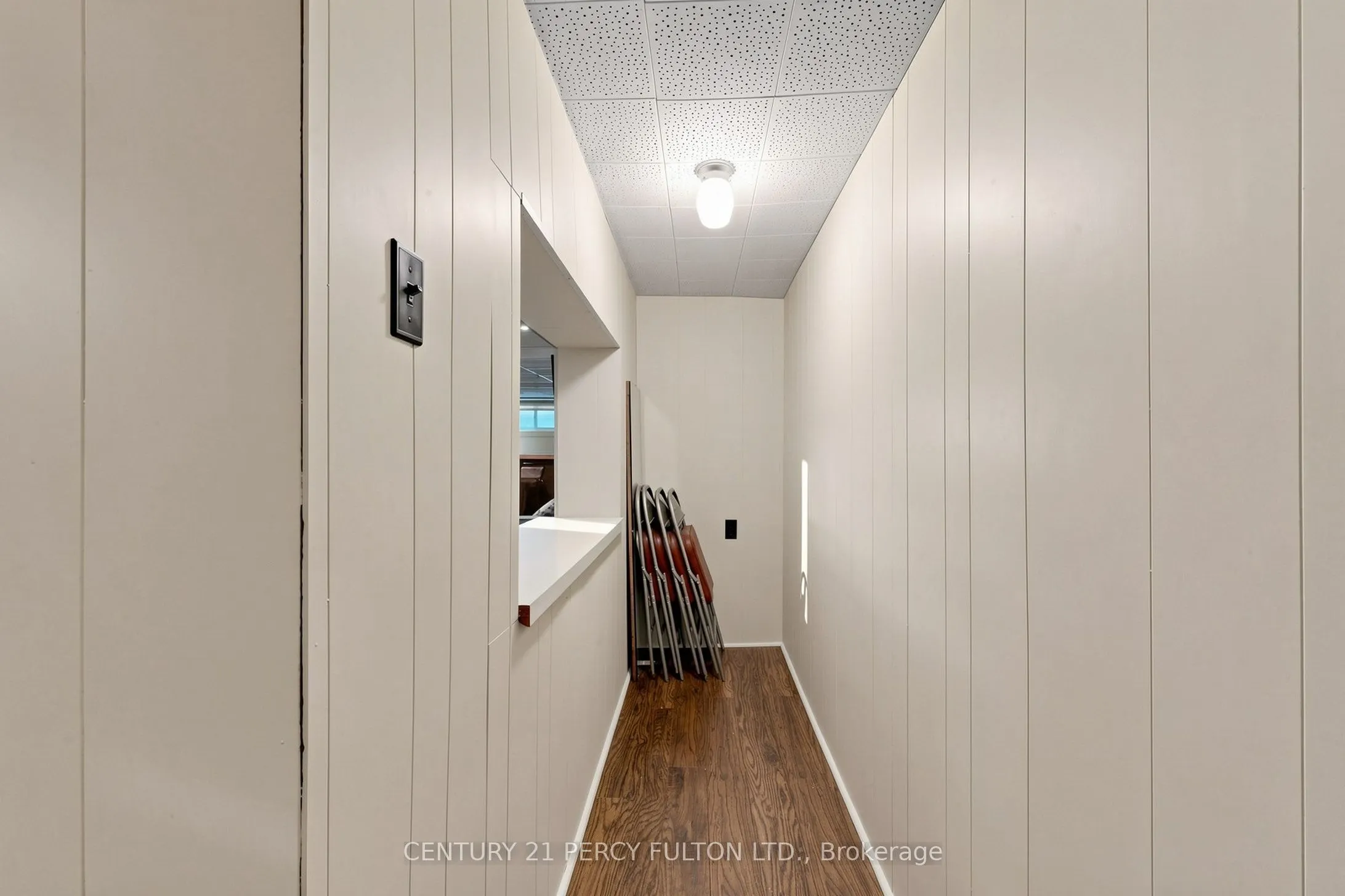 8 Wallbridge Court