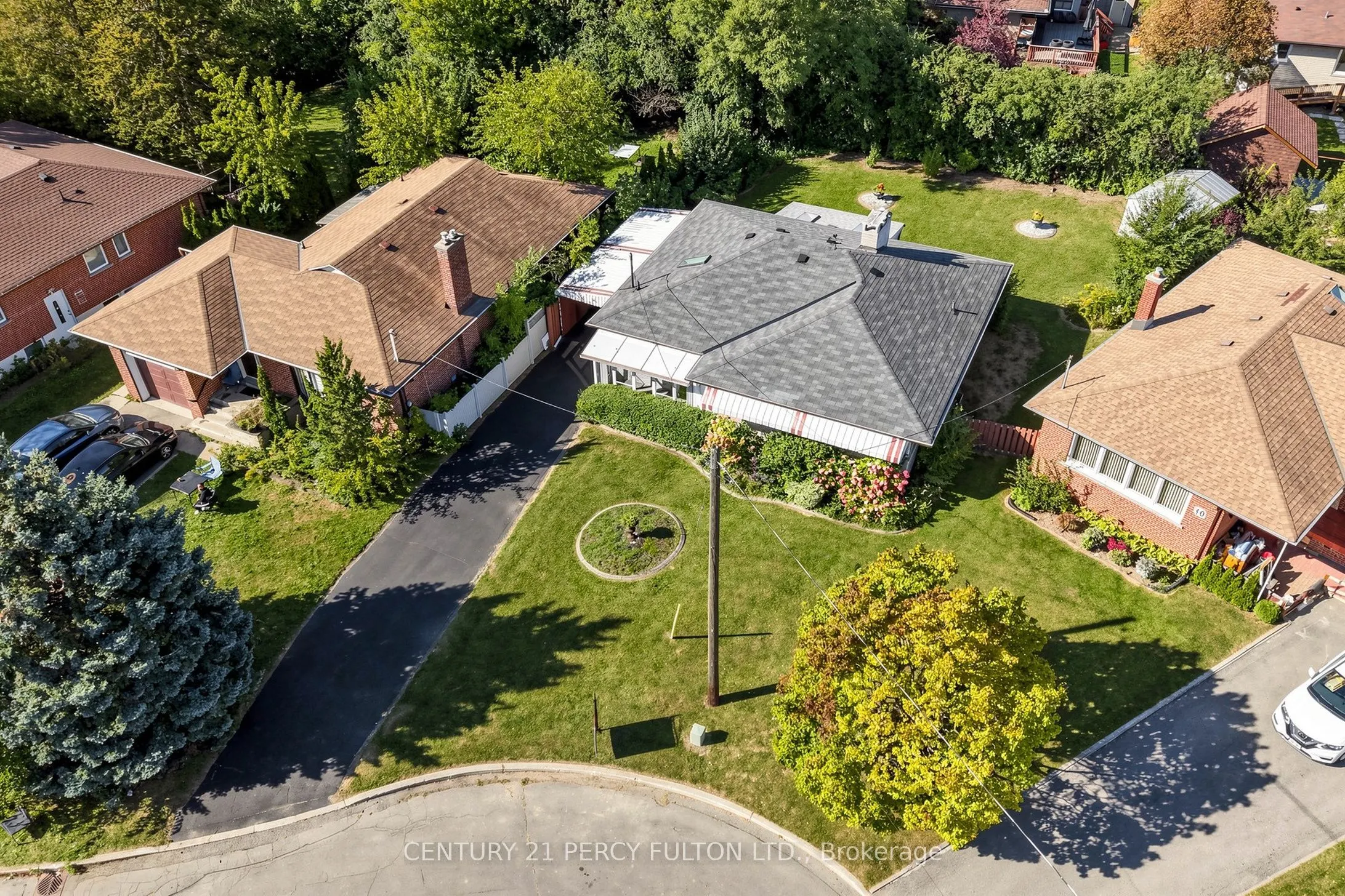 8 Wallbridge Court