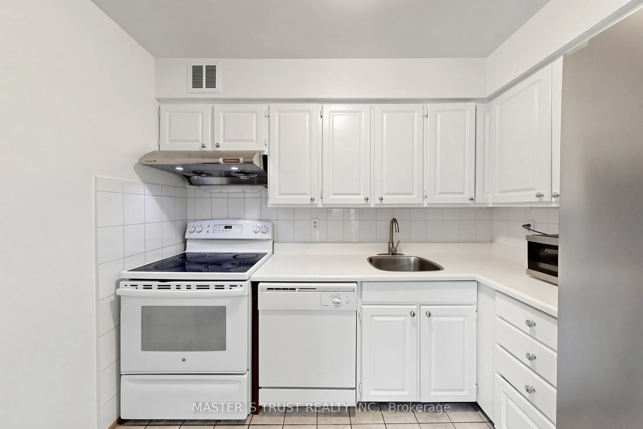 165 Cherokee Boulevard #229