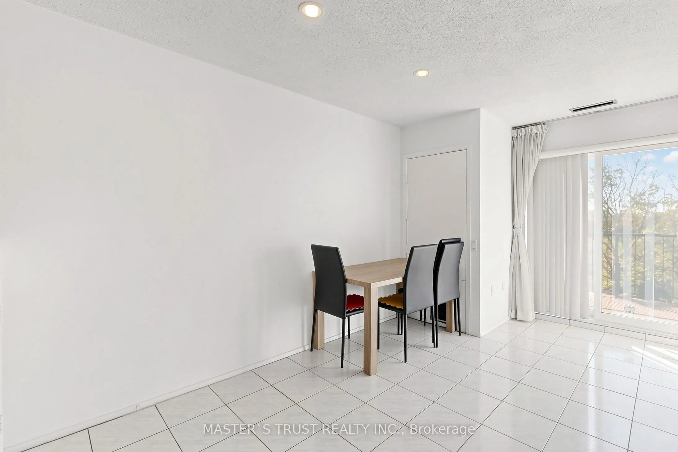 165 Cherokee Boulevard #229