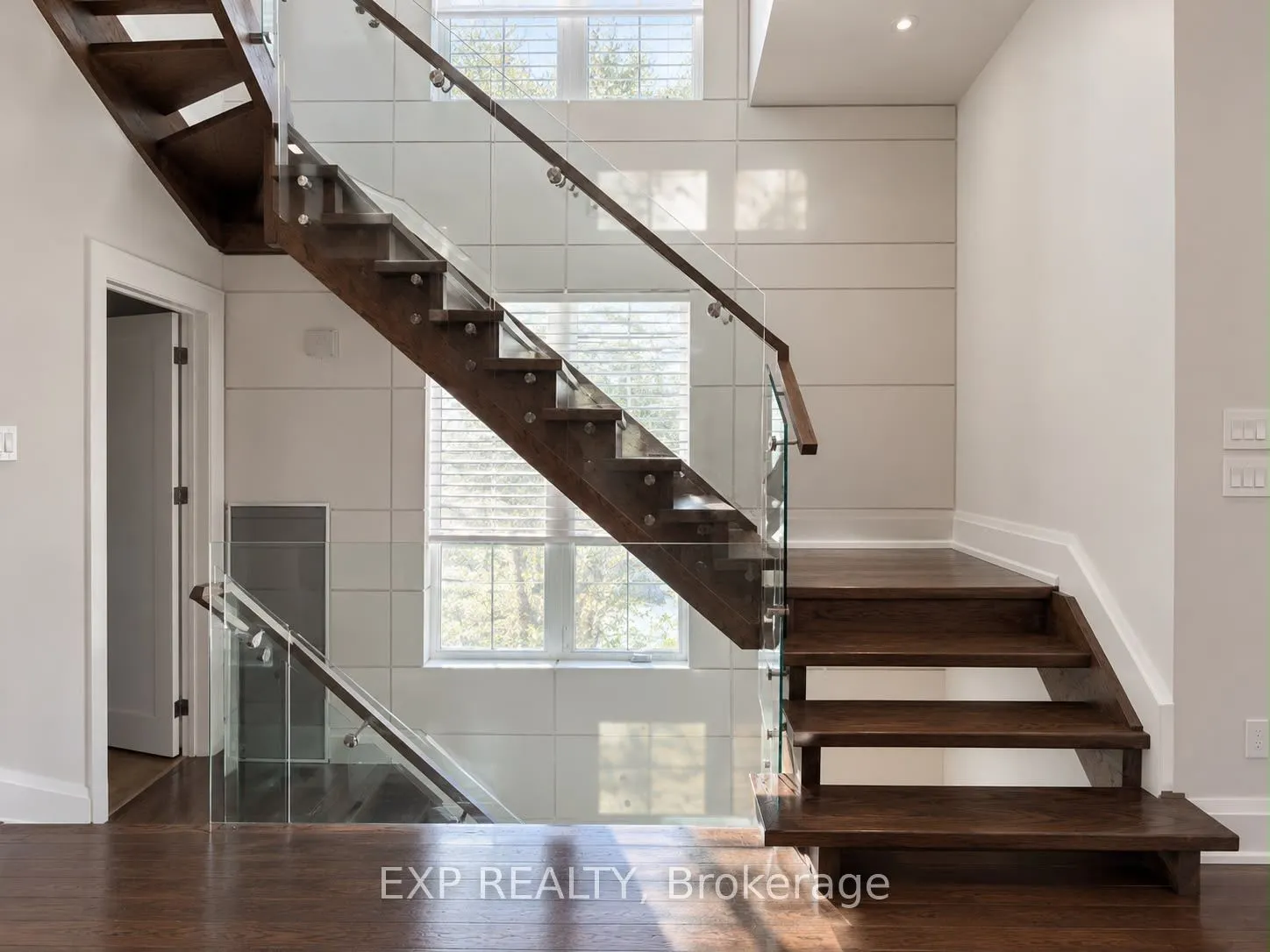 289 Connaught Avenue