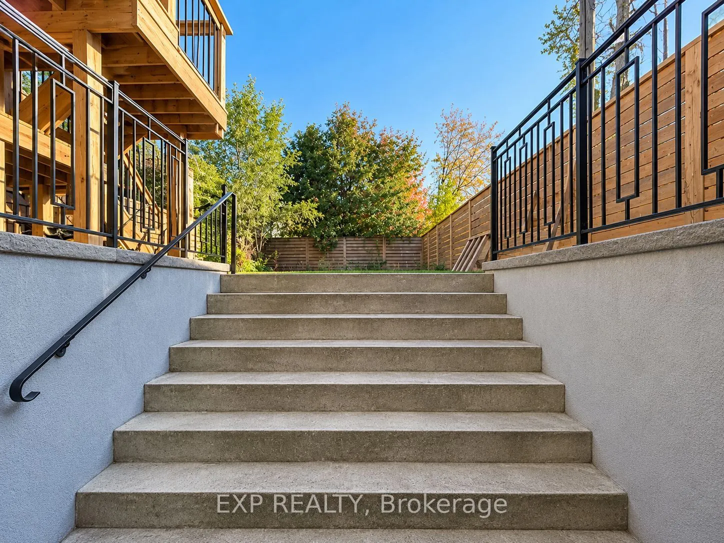 289 Connaught Avenue
