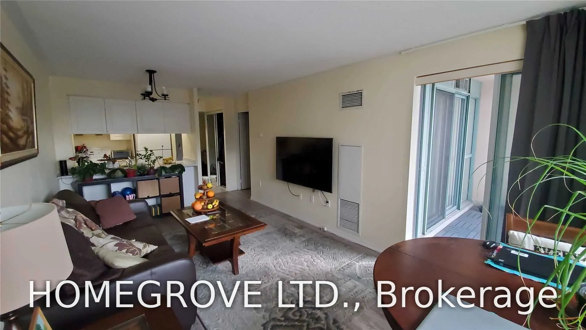 887 Bay Street #1110