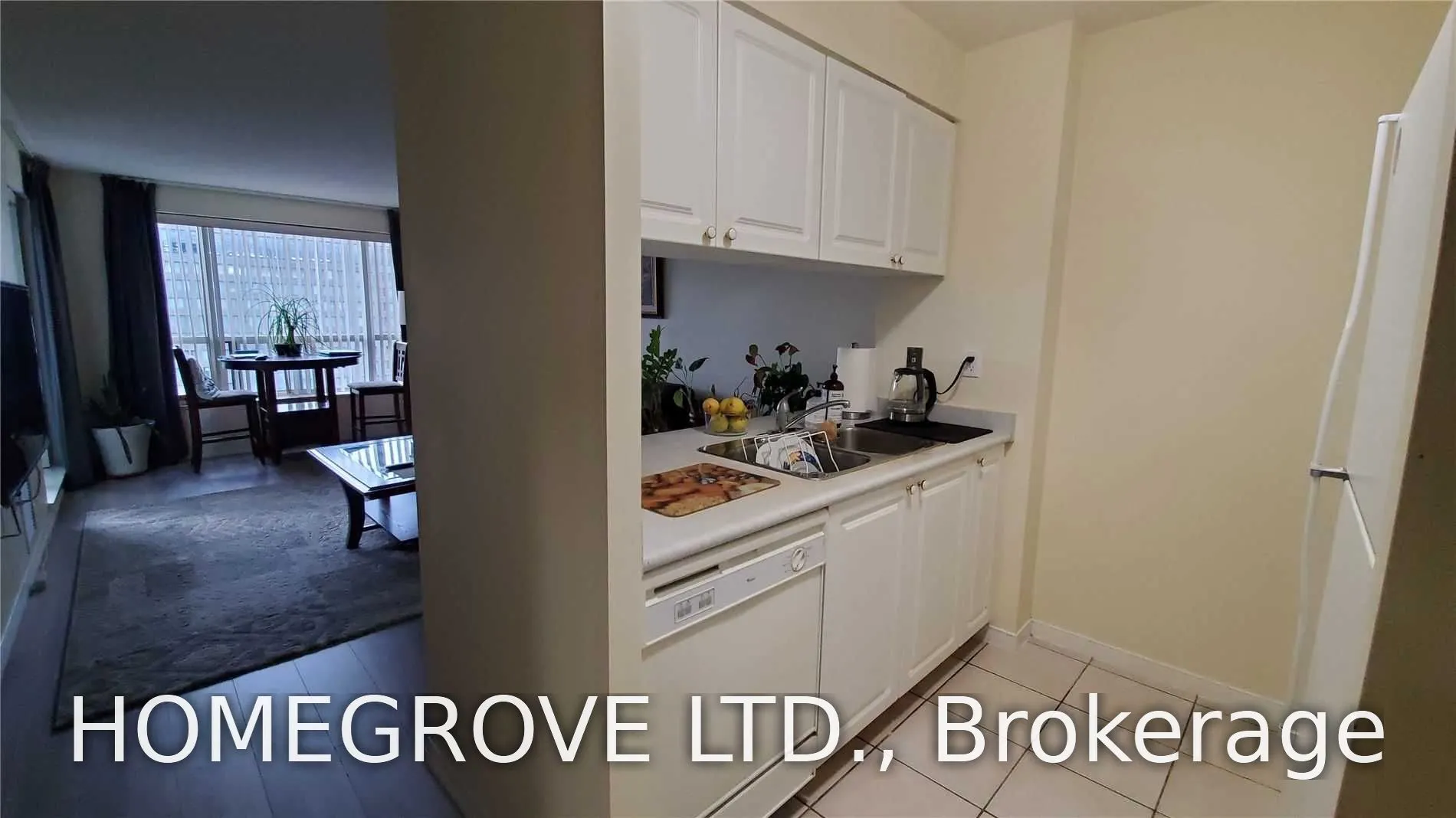 887 Bay Street #1110