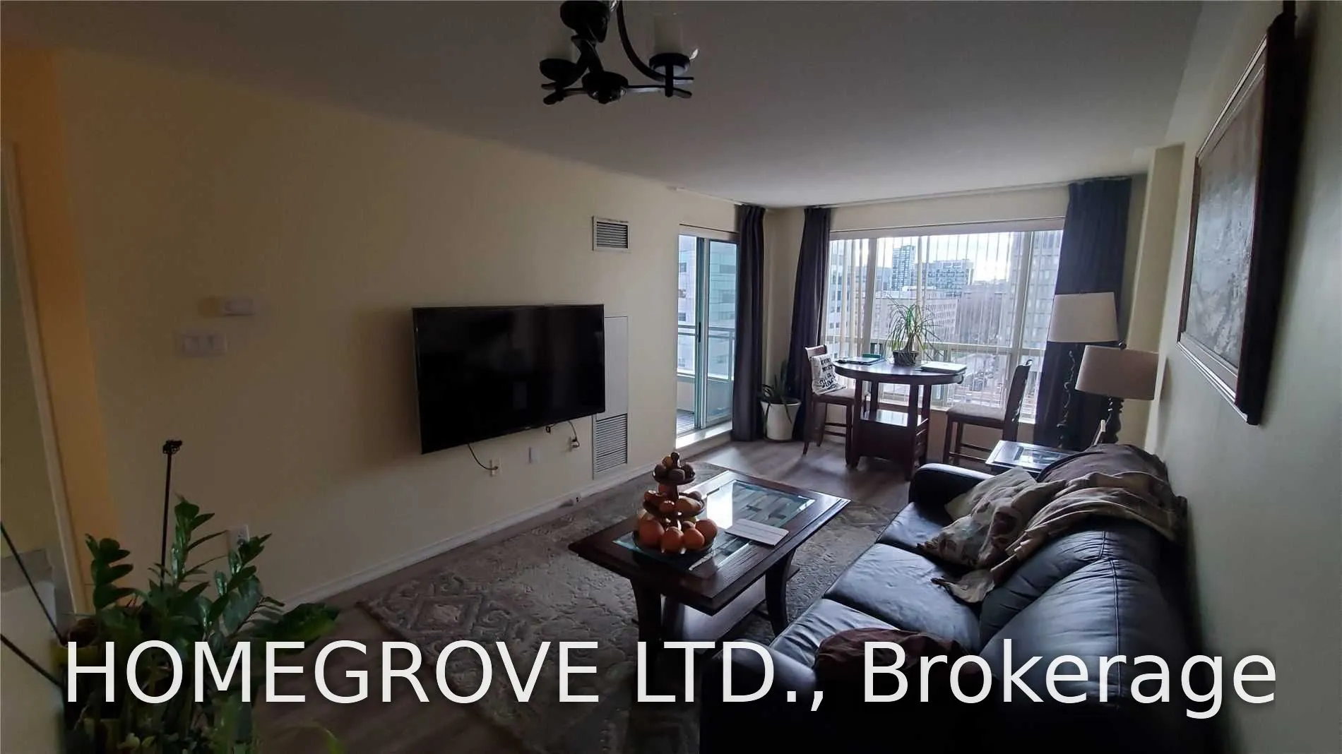 887 Bay Street #1110