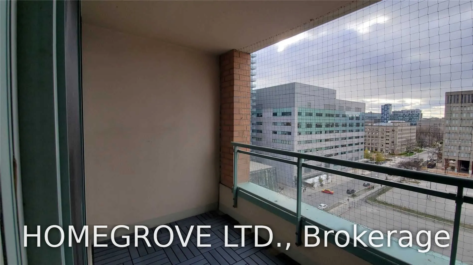 887 Bay Street #1110