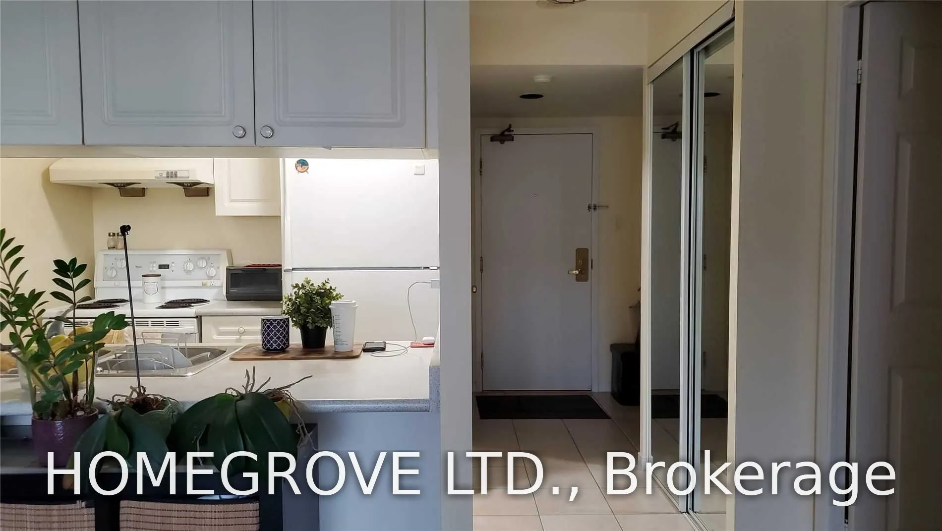 887 Bay Street #1110
