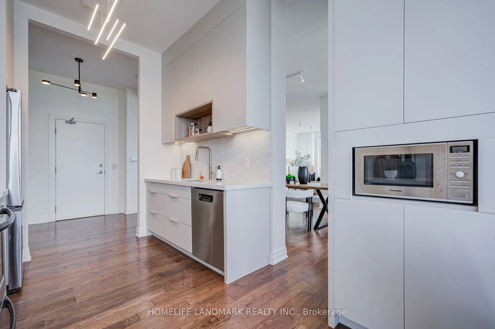 500 St Clair Avenue W #2302