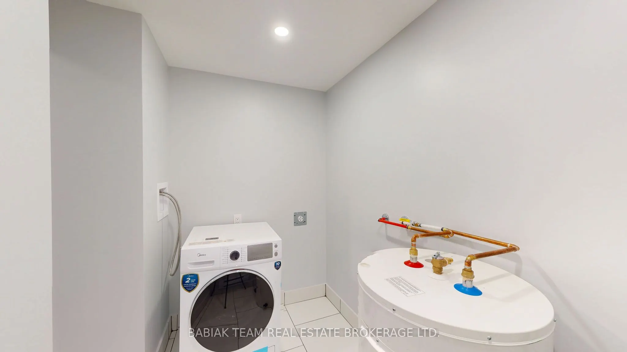 545 Northcliffe Boulevard #Lower