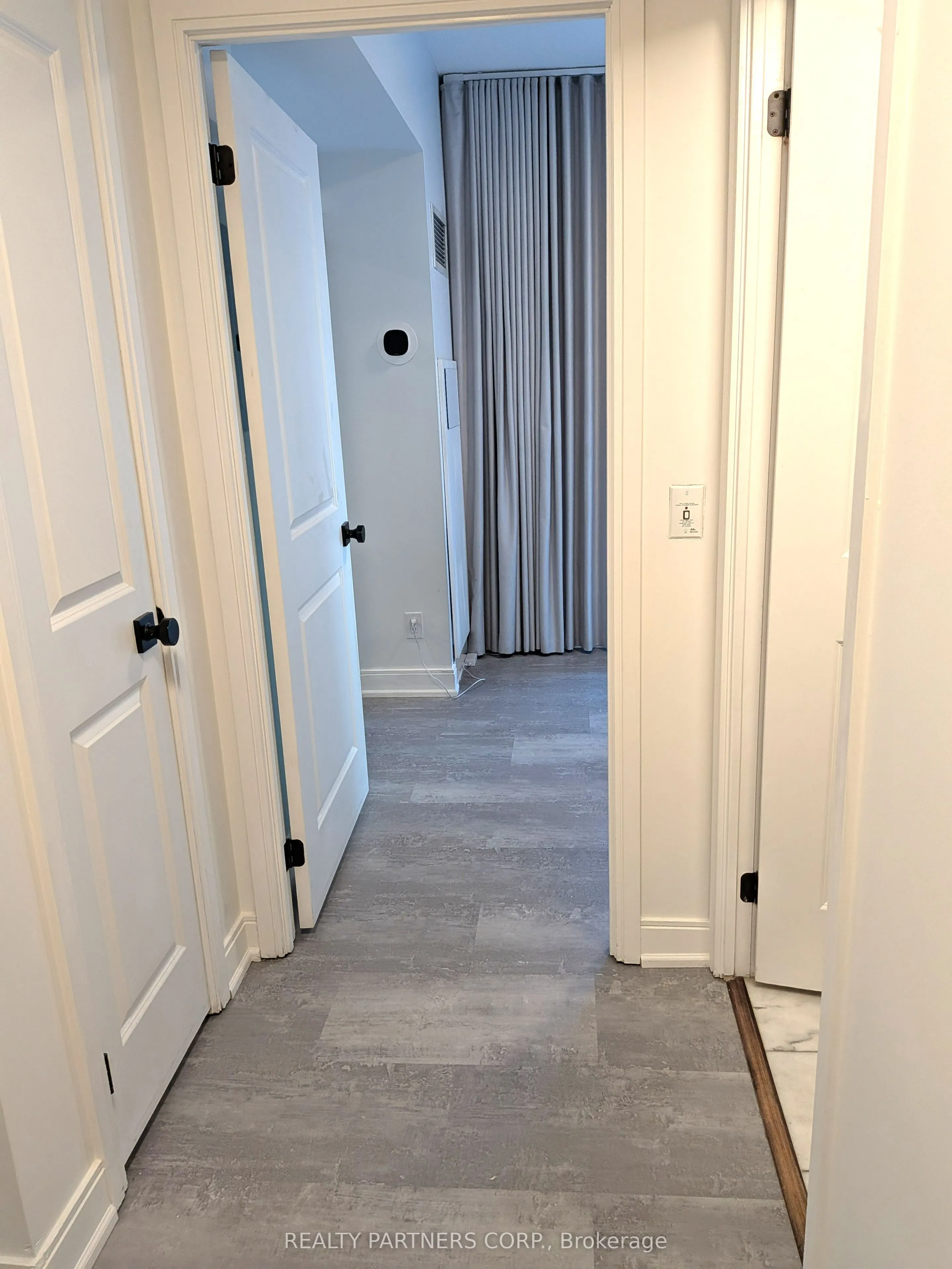 1 Scott Street #409
