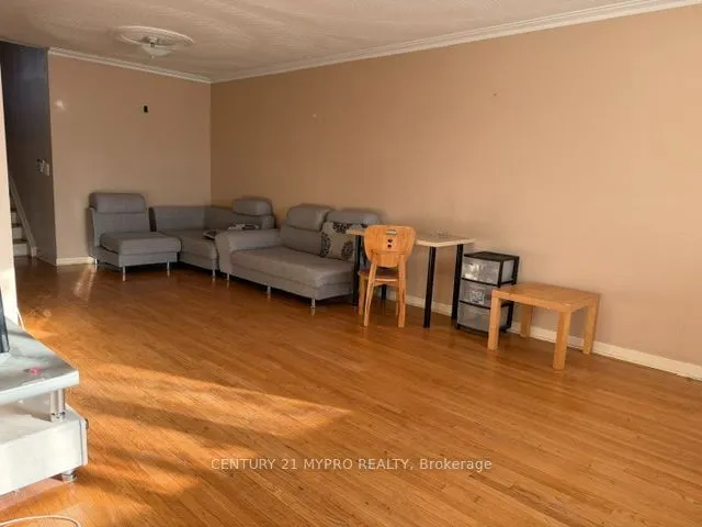 210 Shawnee Circle #upstairs