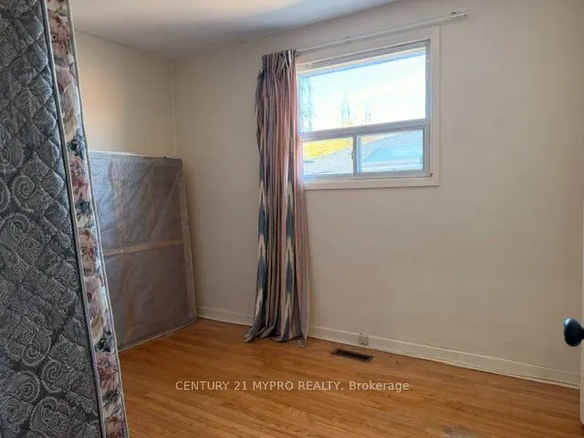 210 Shawnee Circle #upstairs
