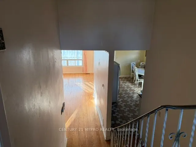 210 Shawnee Circle #upstairs