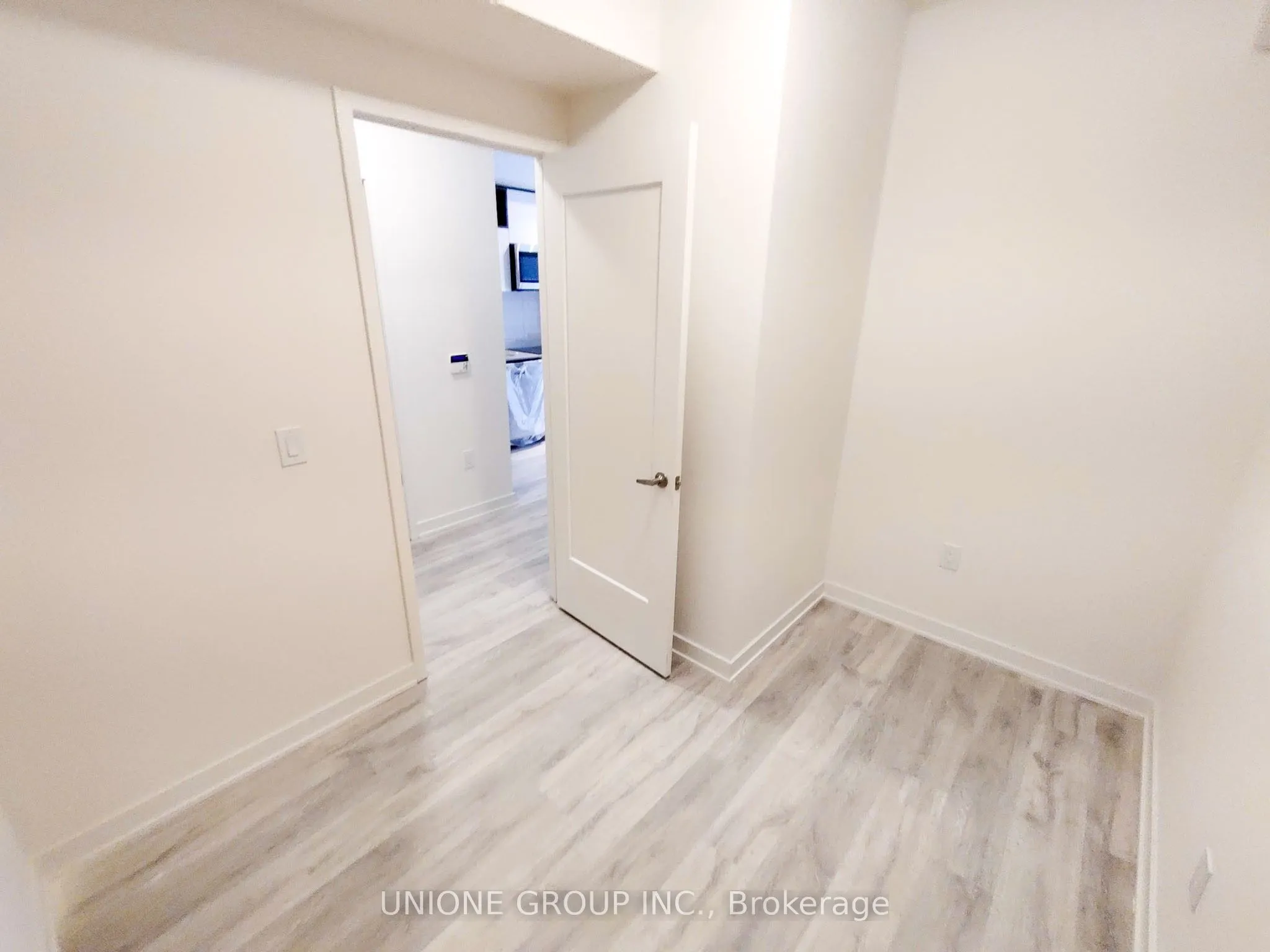 121 Loweter Sherburne Street #845