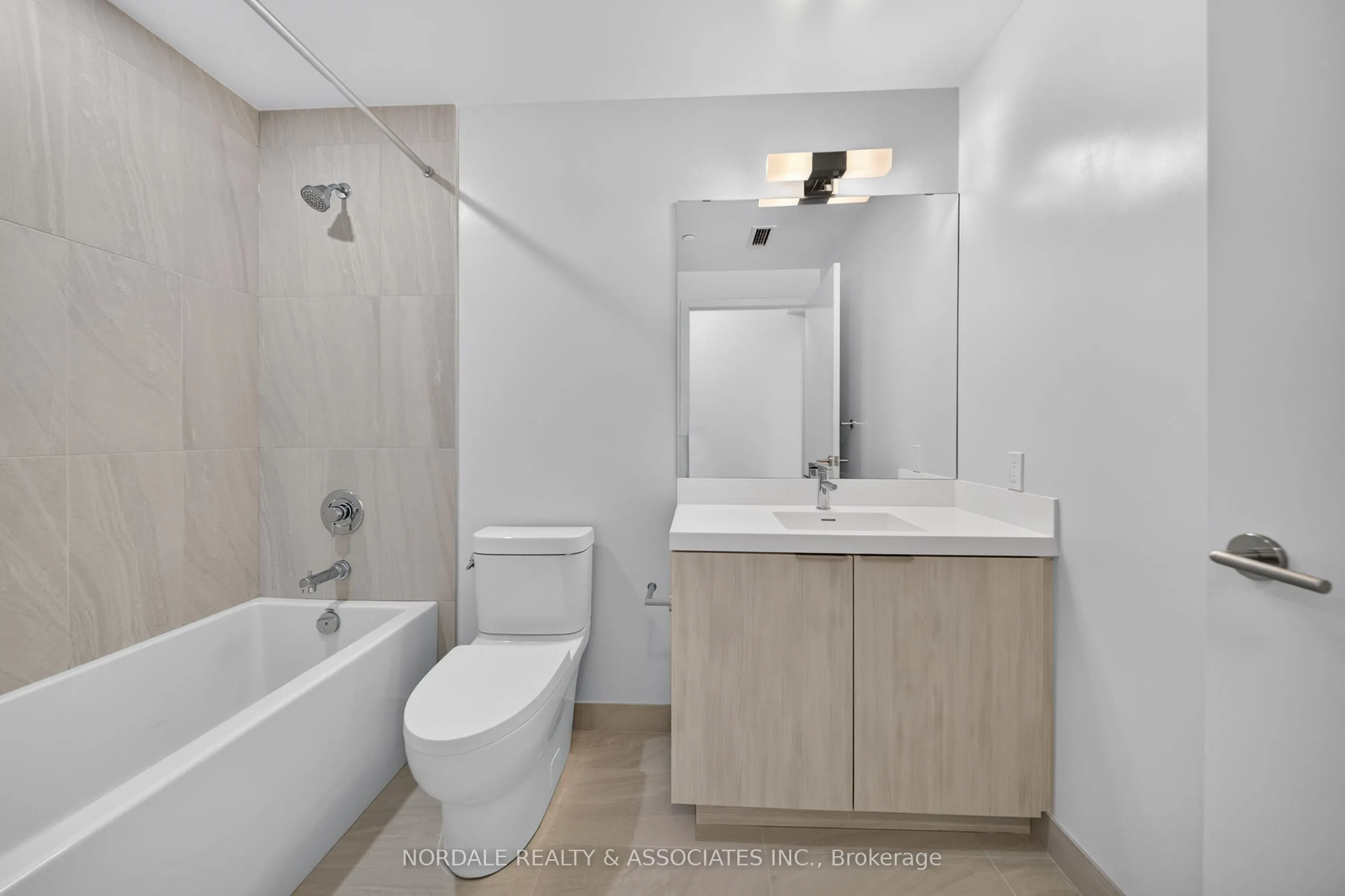 5858 Yonge Street #1202