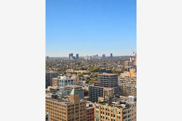 400 King Street W #3025