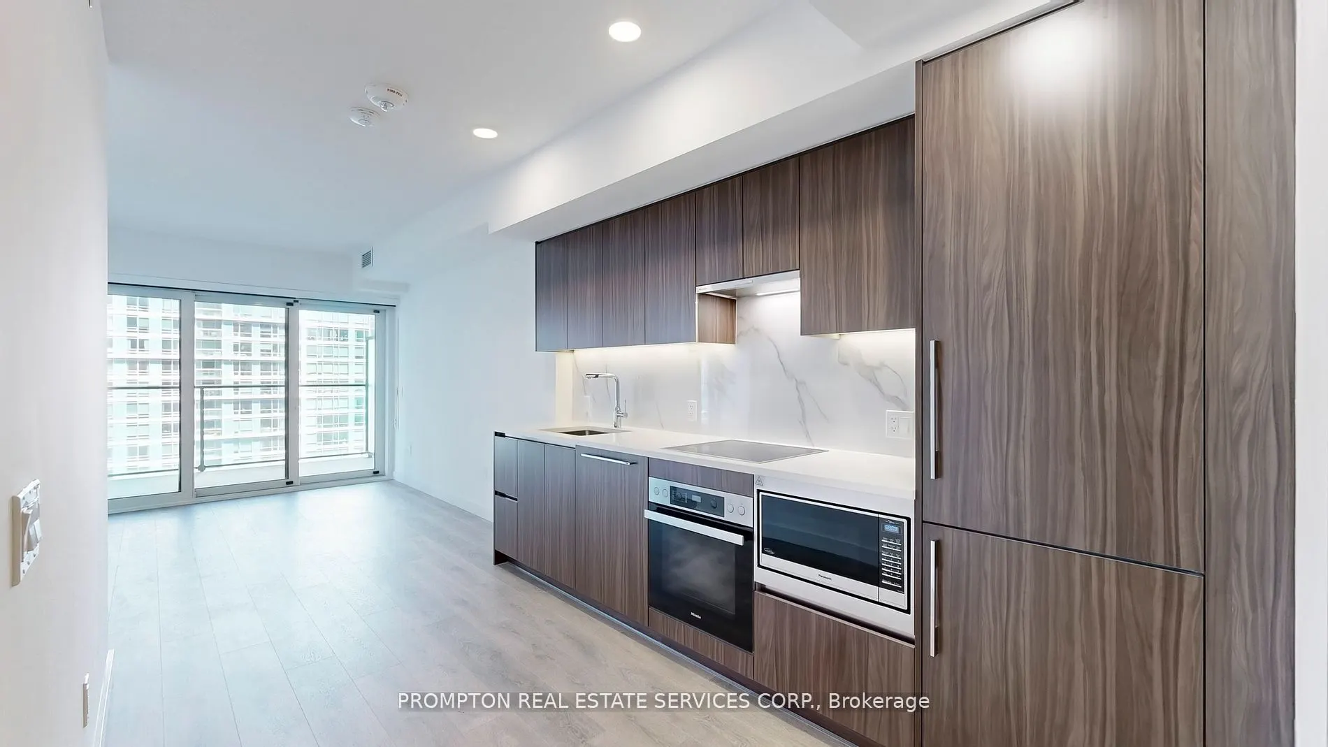 3 Concord Cityplace Way #2906