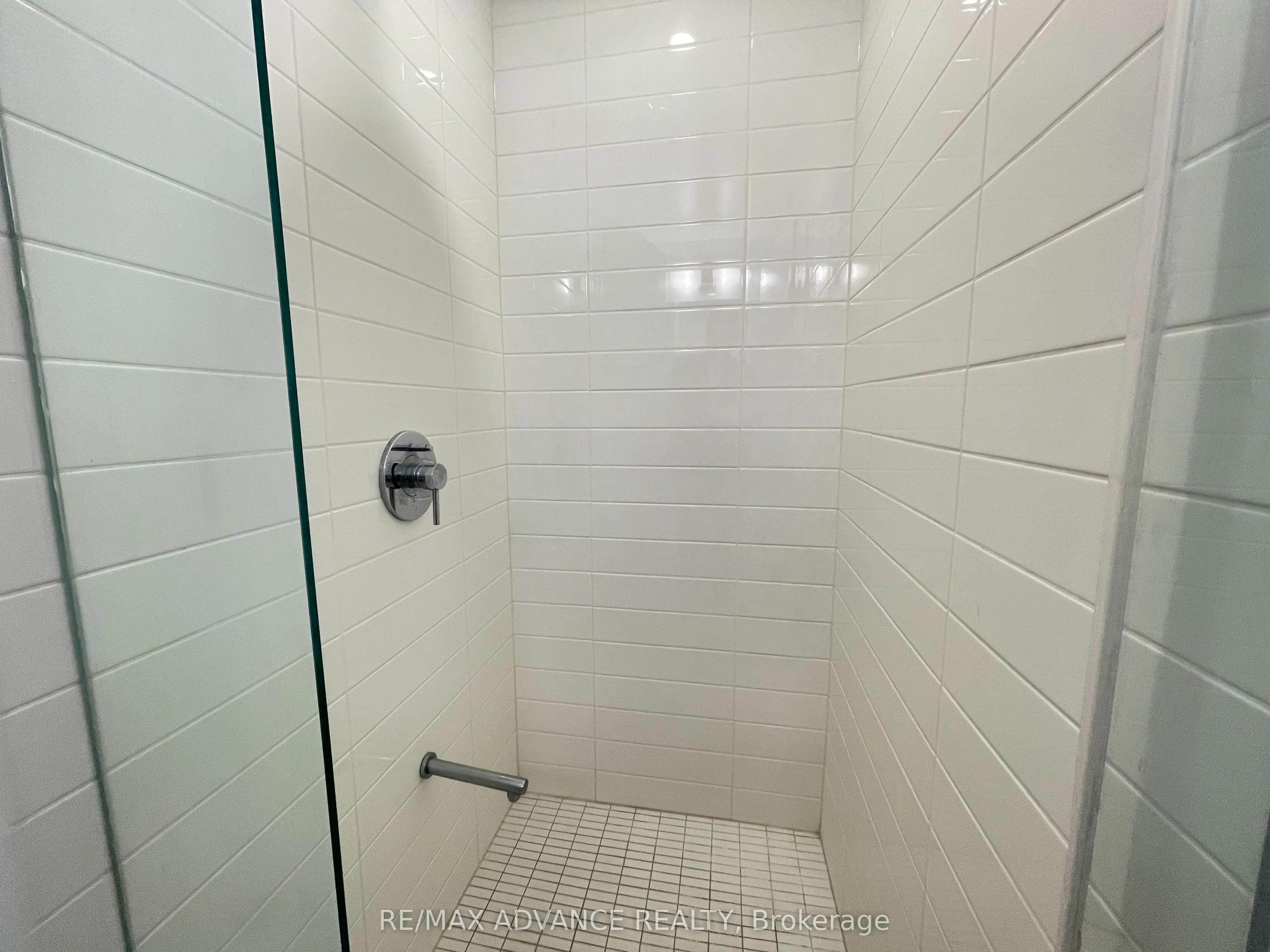 2221 Yonge Street #3306