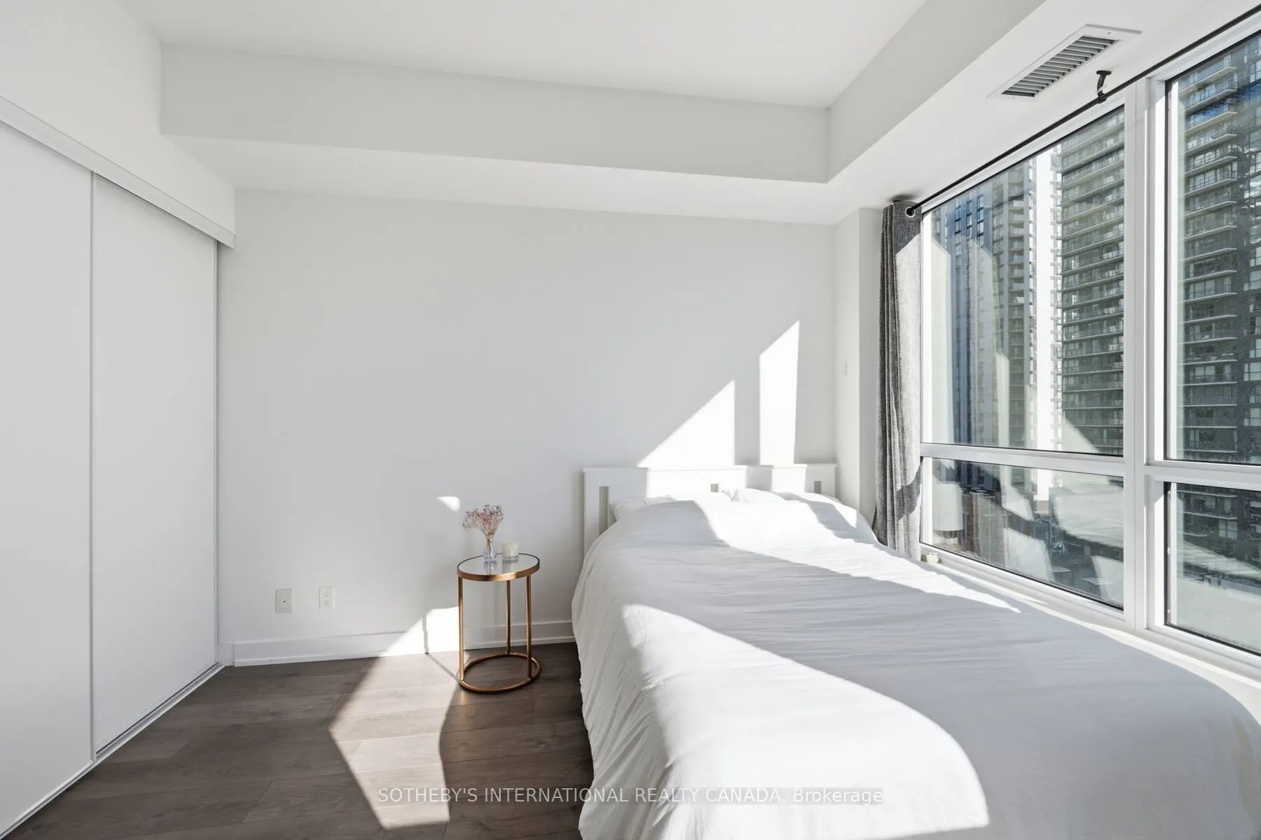 108 Peter Street #2008