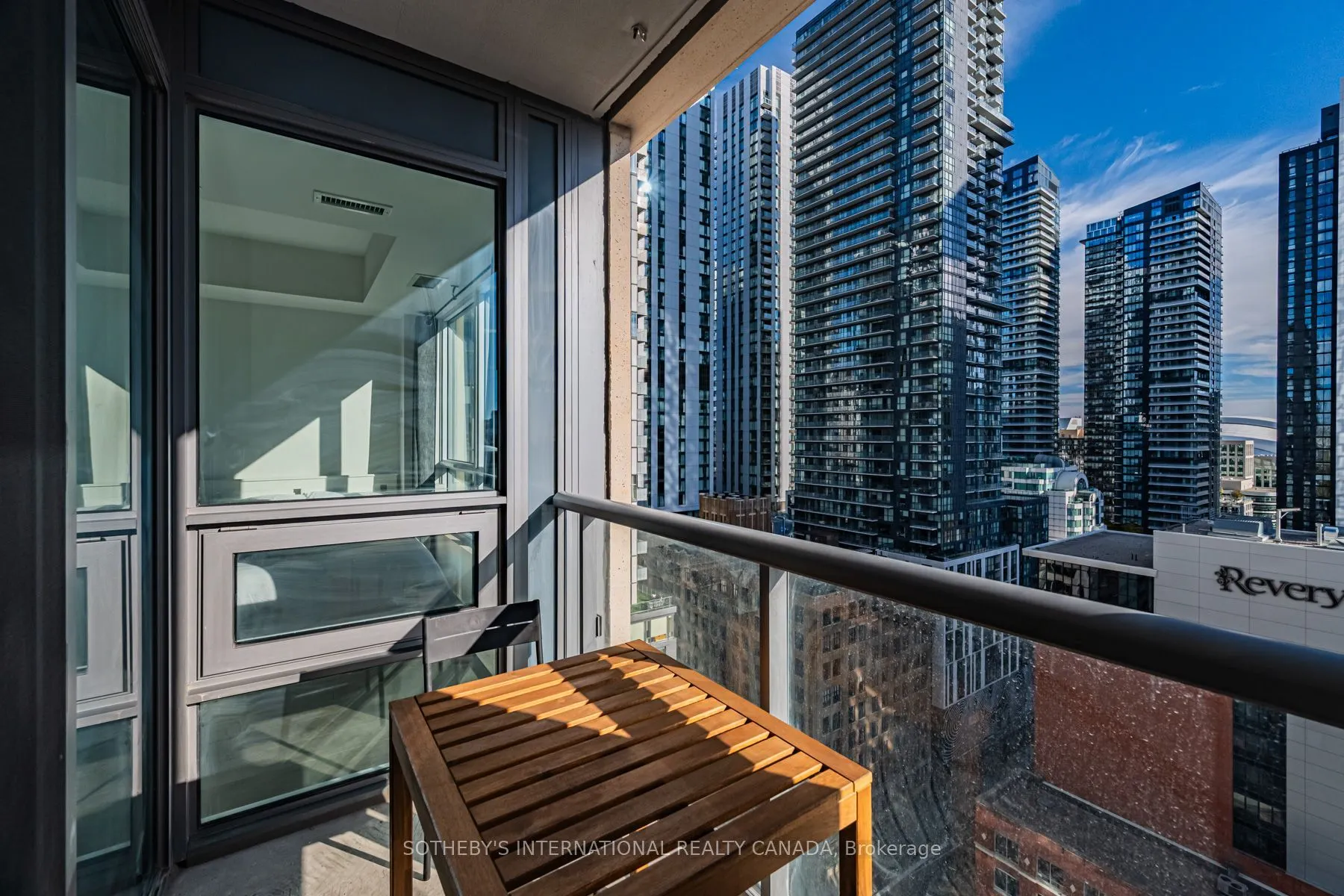 108 Peter Street #2008