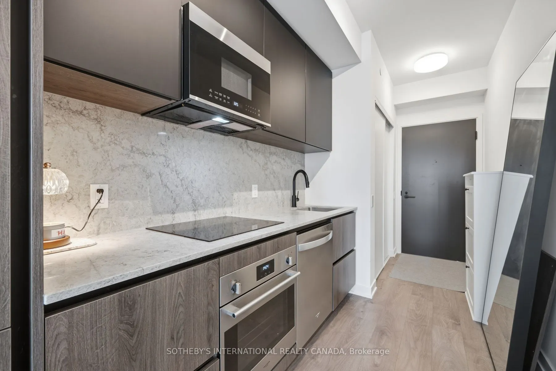 108 Peter Street #2008