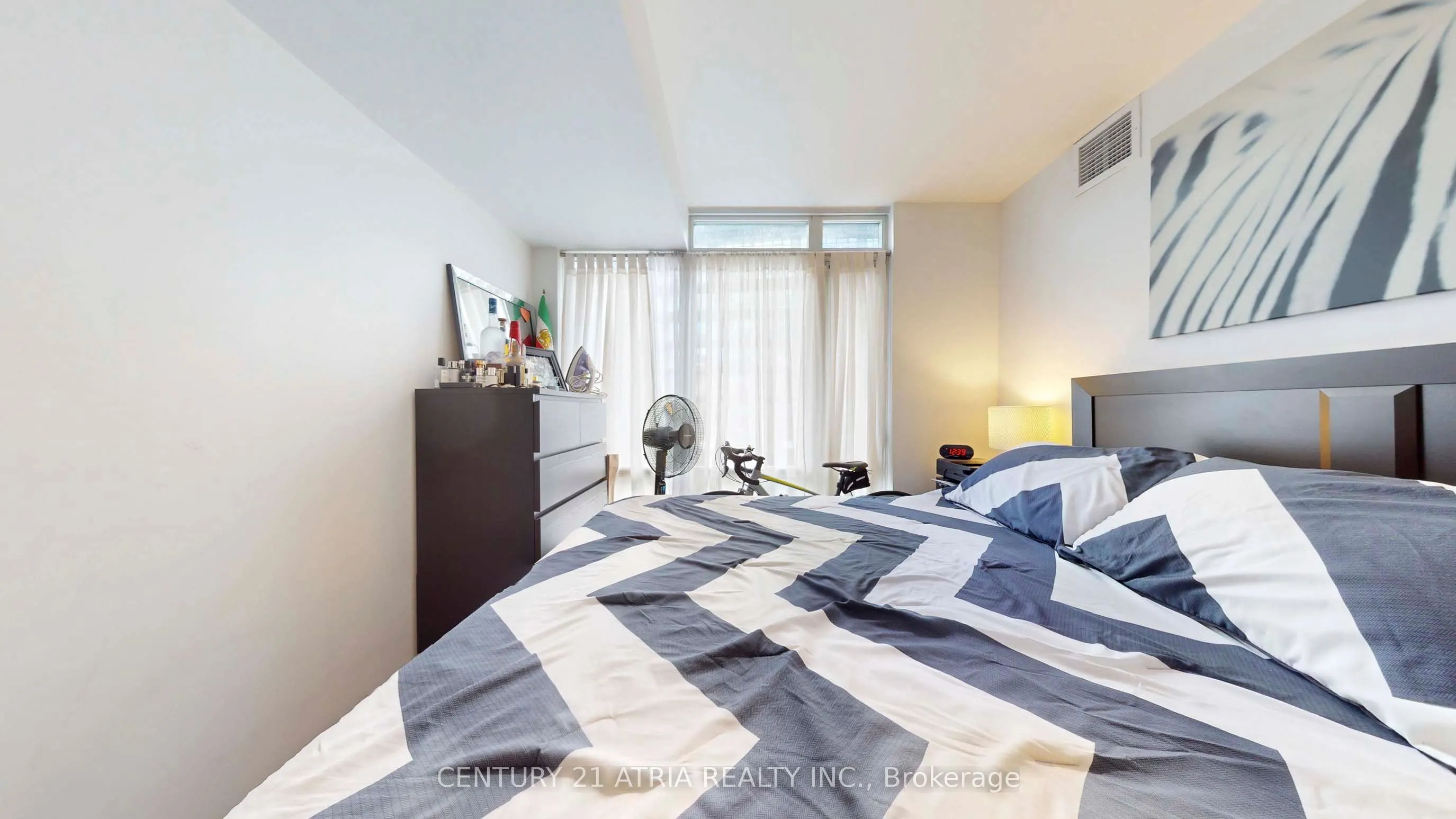170 Fort York Boulevard #211