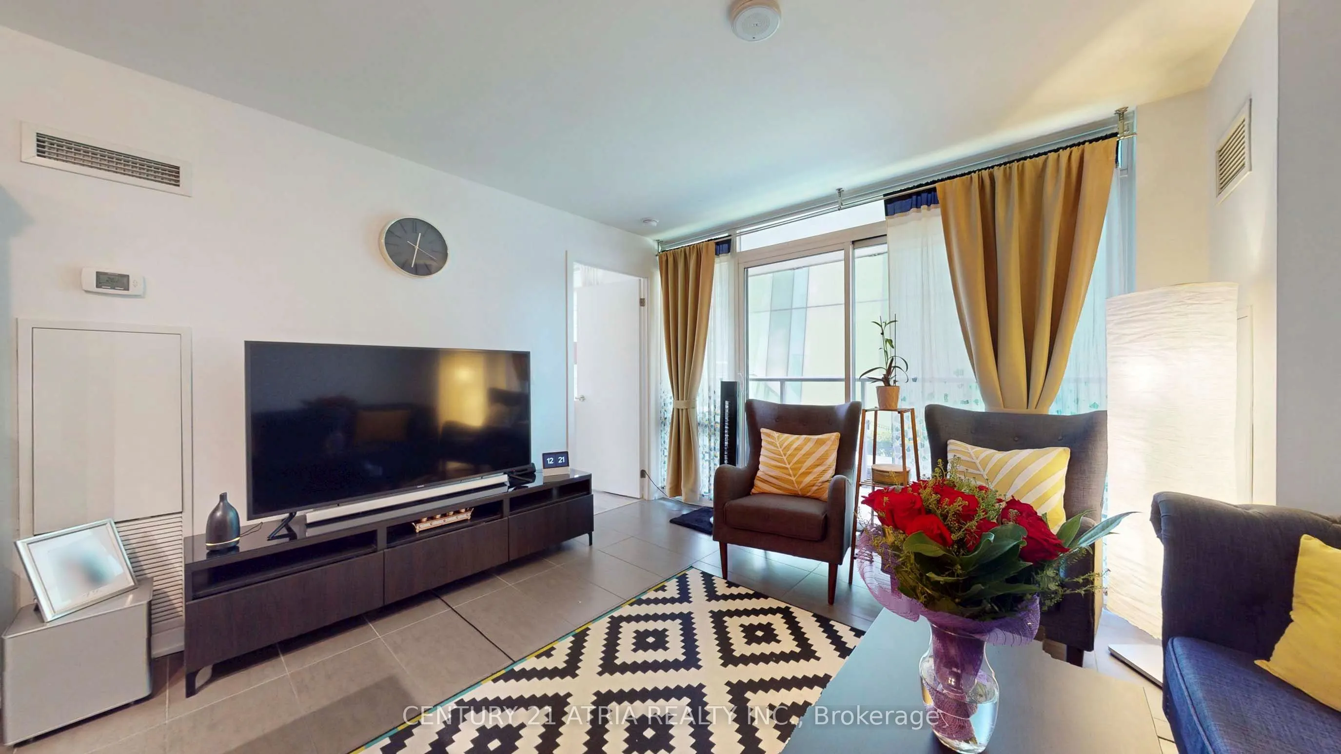 170 Fort York Boulevard #211