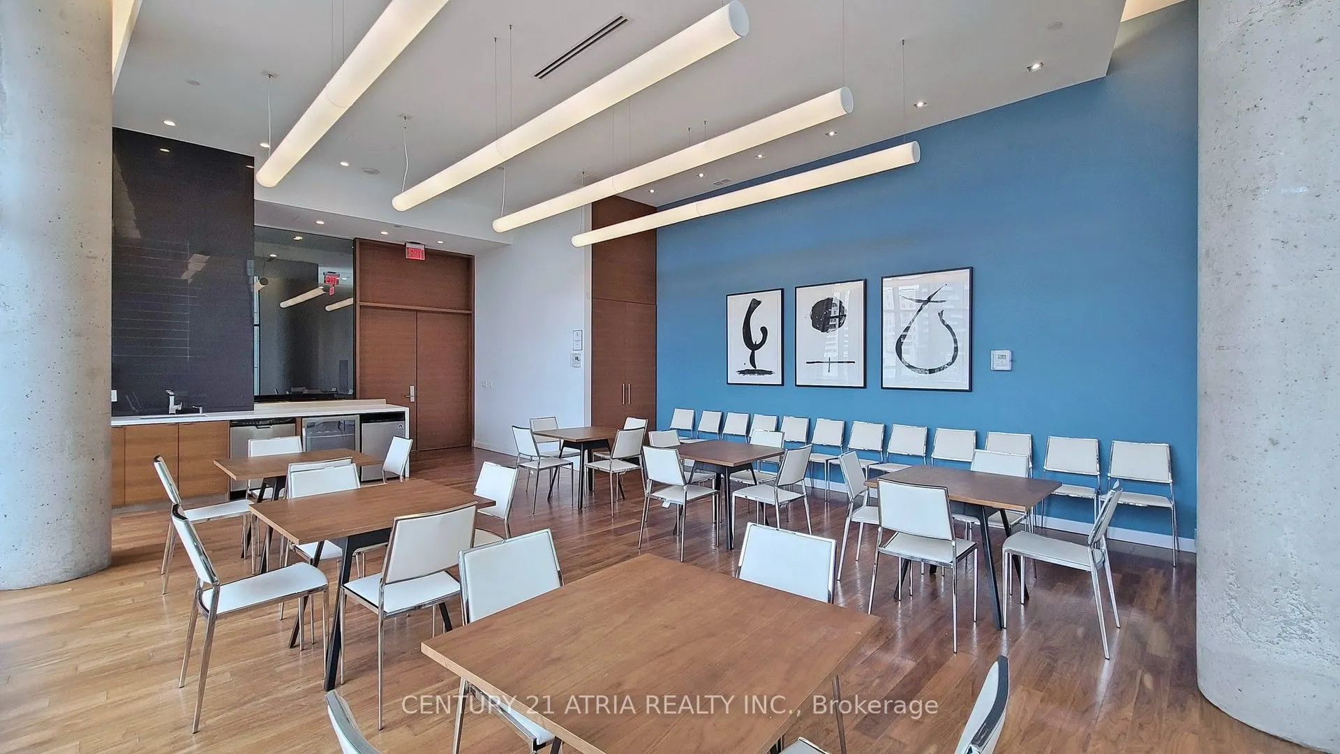 170 Fort York Boulevard #211