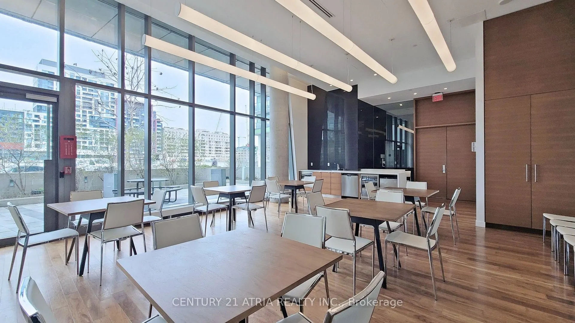 170 Fort York Boulevard #211