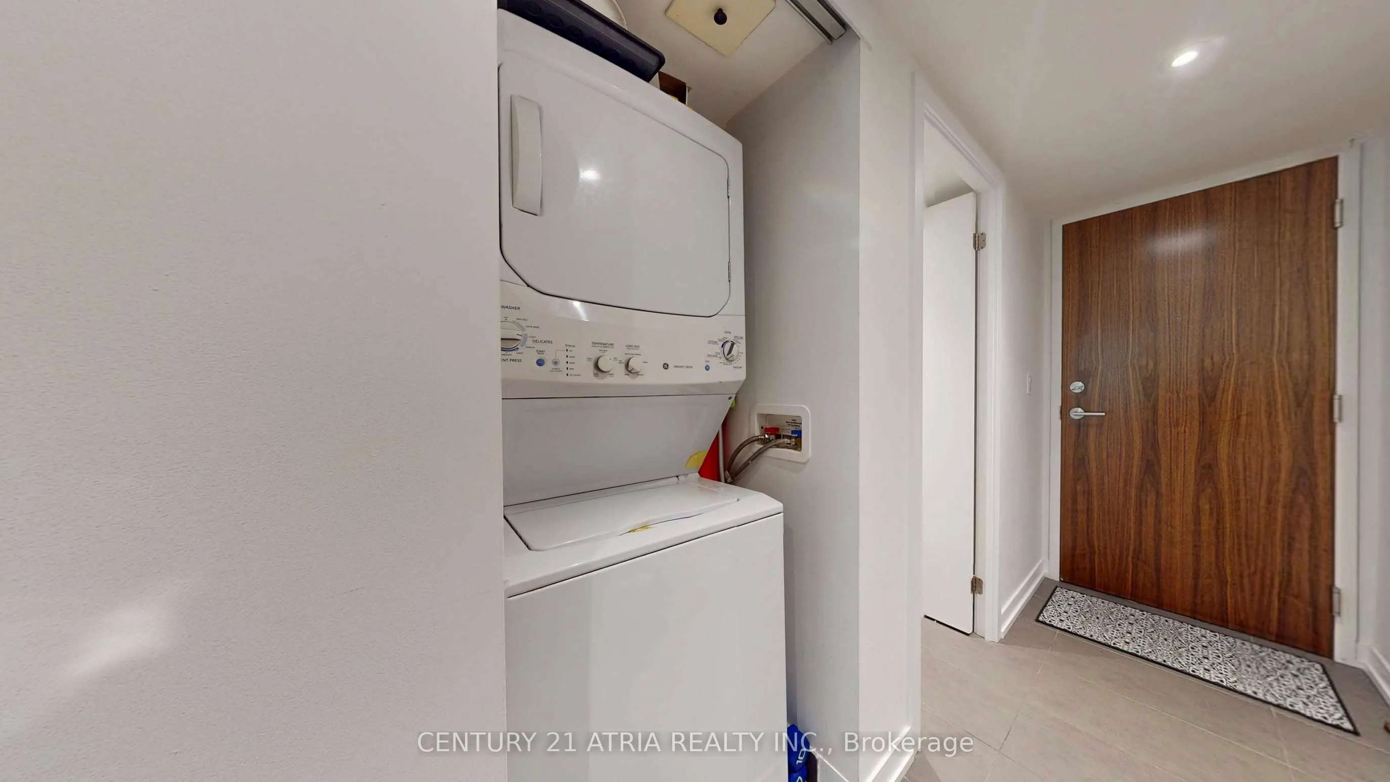 170 Fort York Boulevard #211