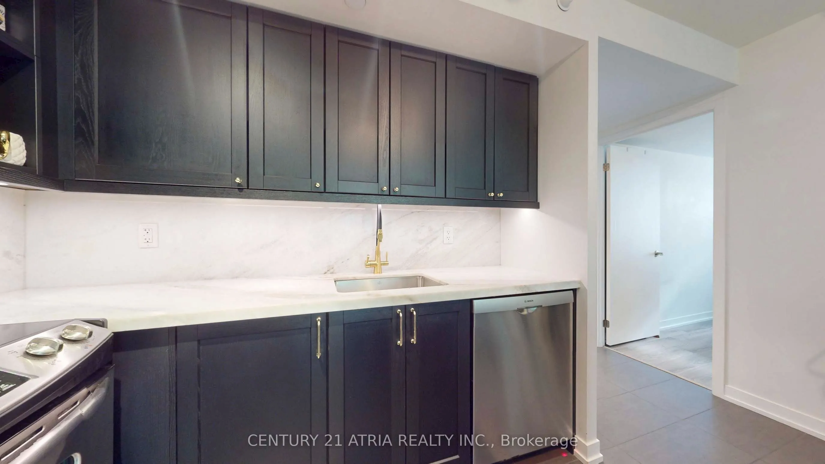 170 Fort York Boulevard #211