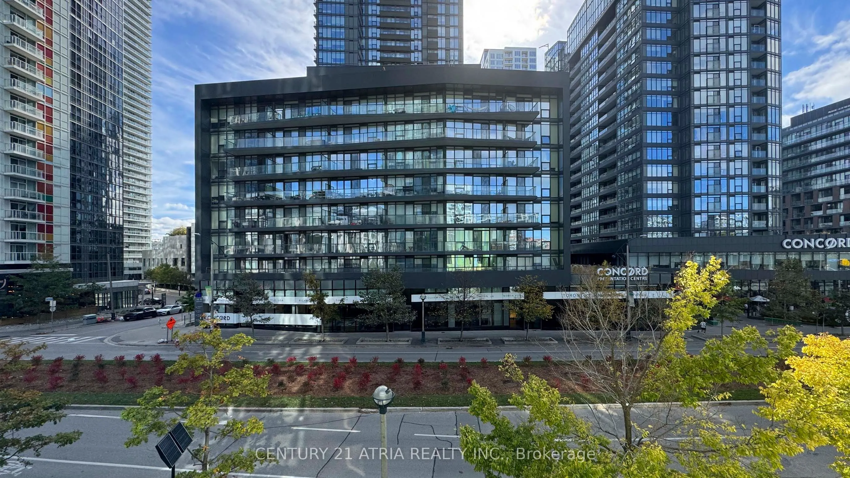 170 Fort York Boulevard #211