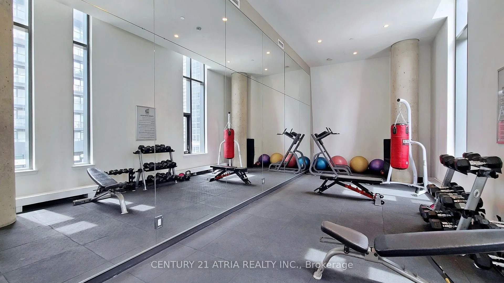 170 Fort York Boulevard #211