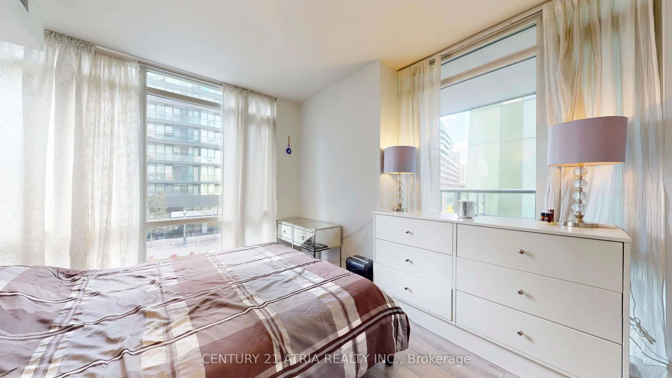 170 Fort York Boulevard #211